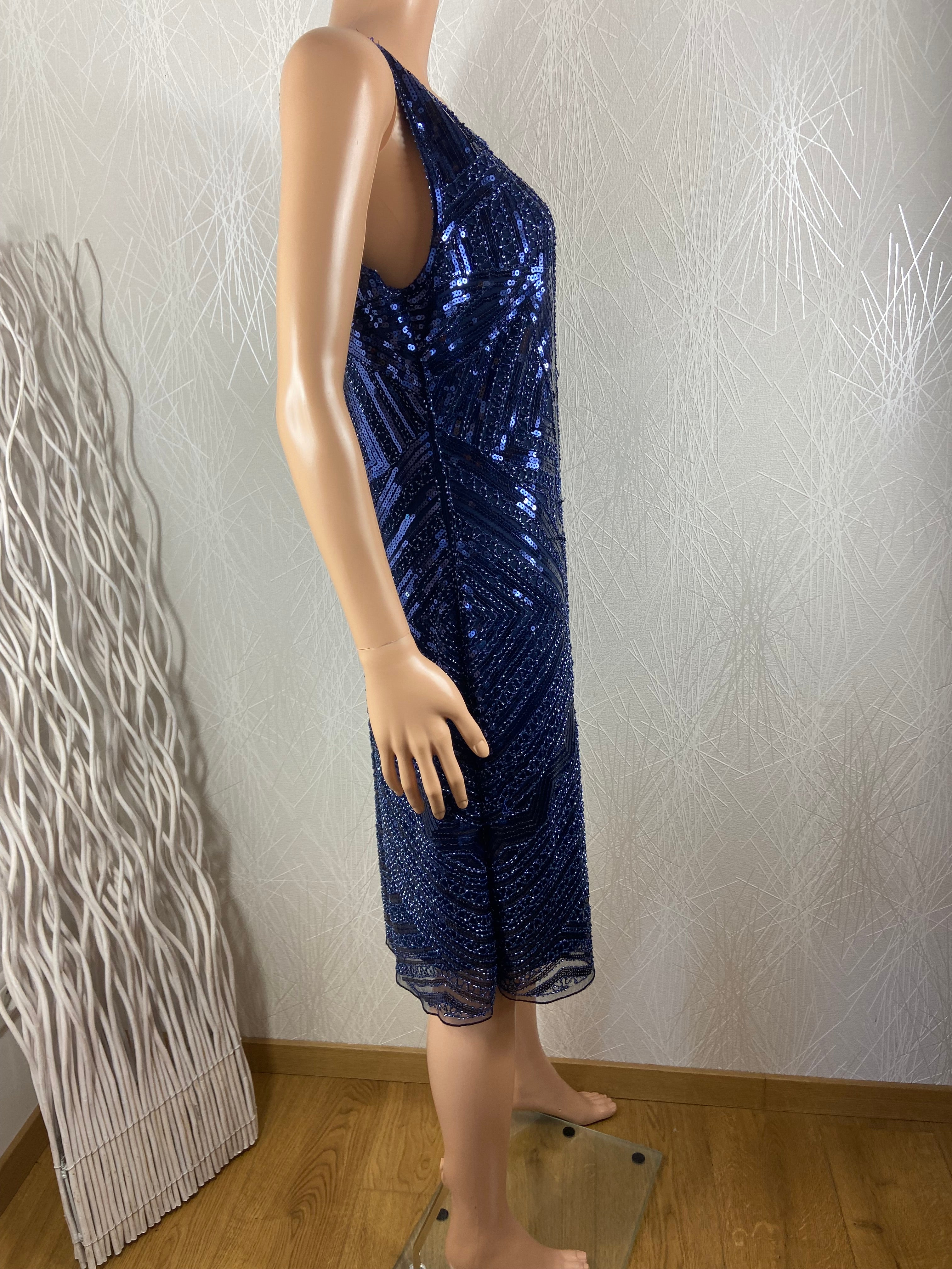 Robe cocktail bleu sequins perles coupe sans manches Marie June