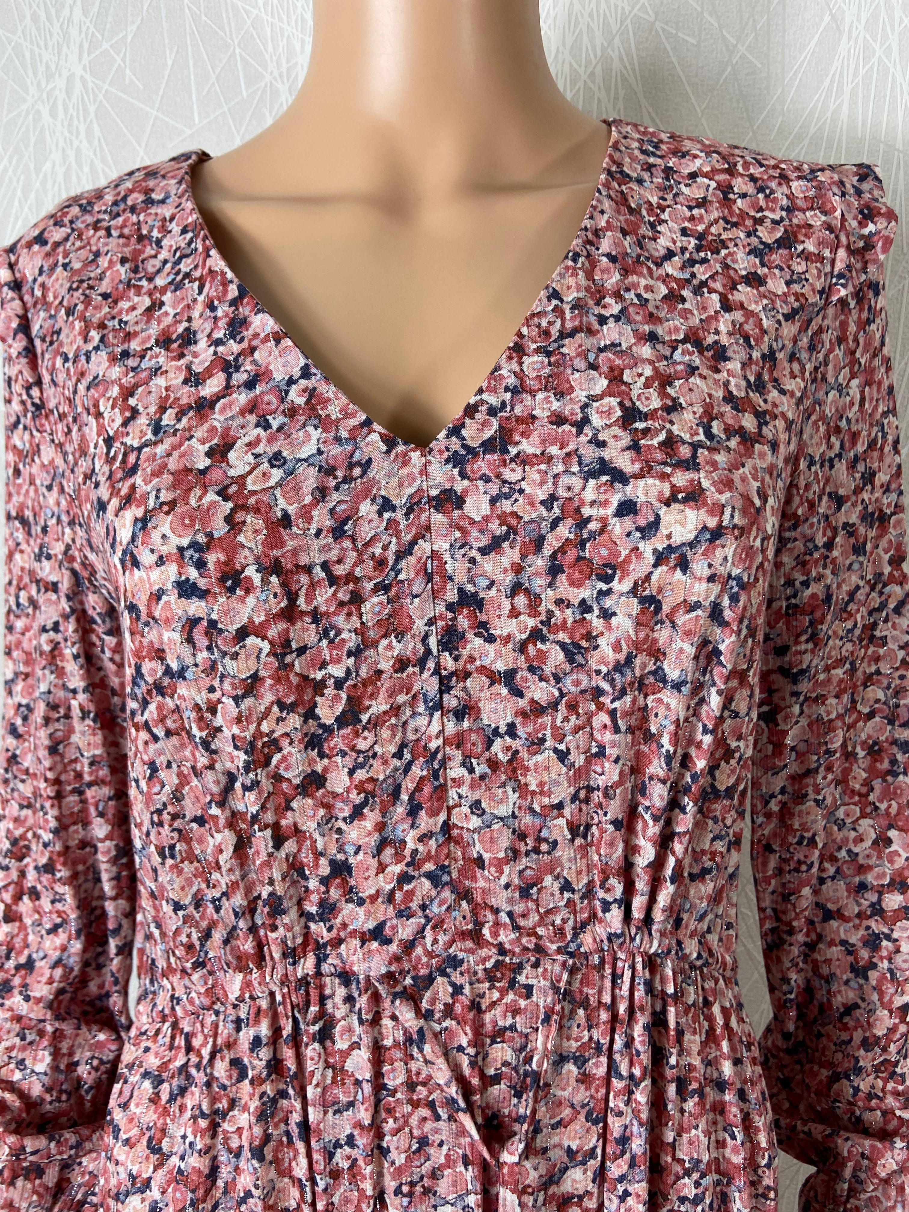 Robe longue rose fleurie col V volants manches longues C'est Beau la Vie