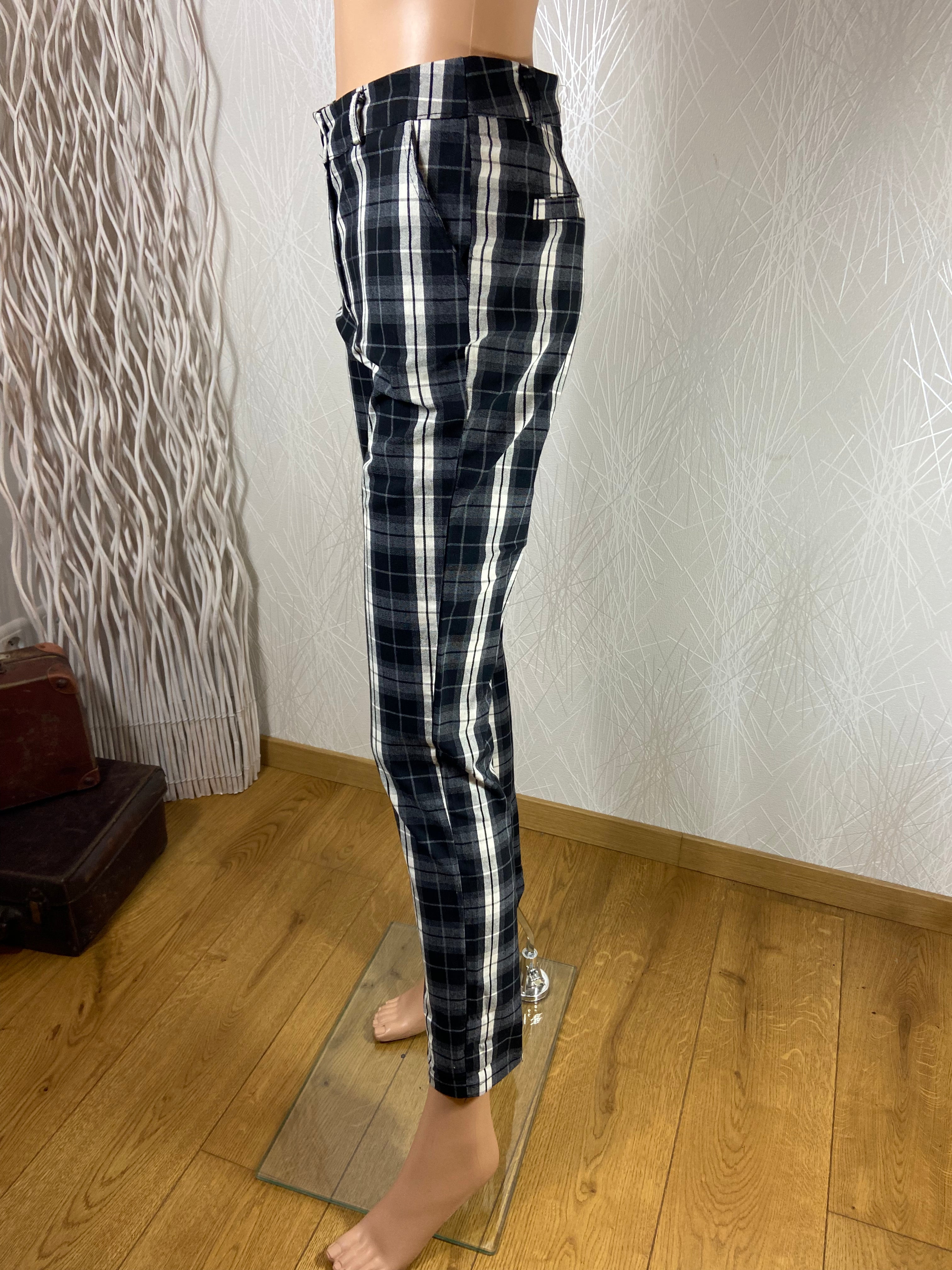 Pantalon carreaux noir et blanc taille mi haute slim stretch Made In Italy