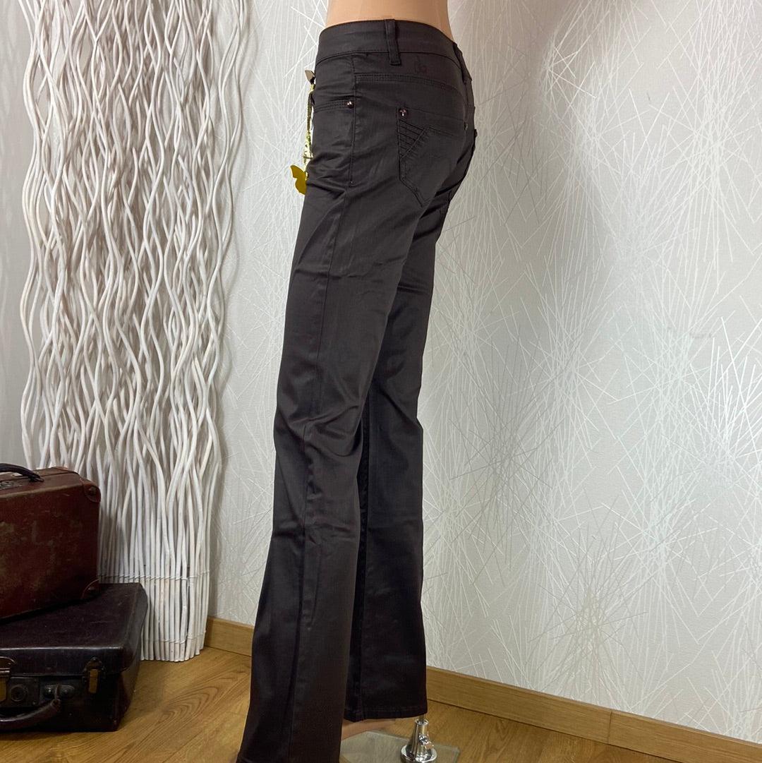 Pantalon coton enduit couleur marron taille normale jambes évasées Just One - Offre-Unique