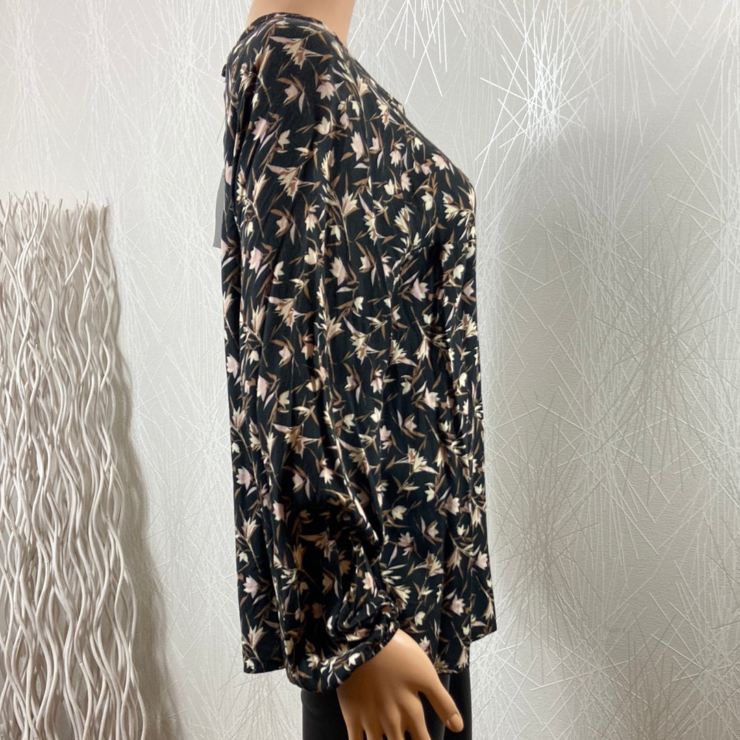 Blouse noire motifs fleuris goutte d'eau Pako Litto