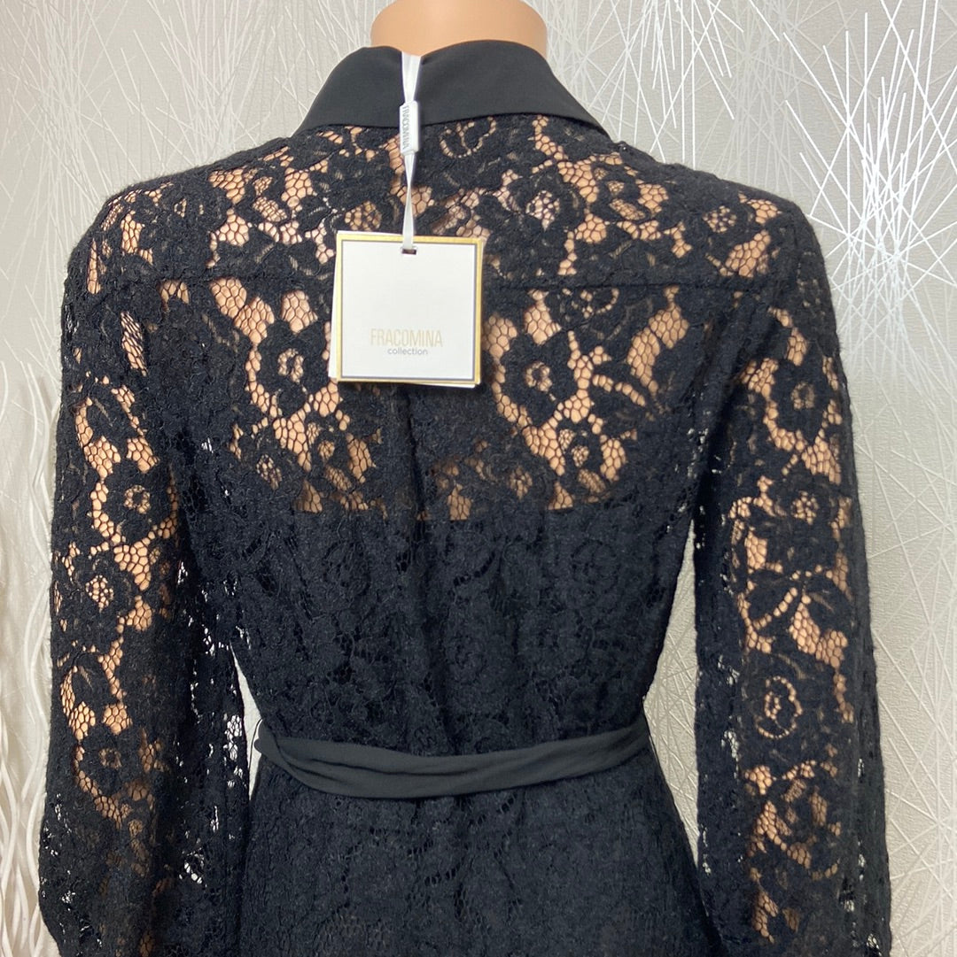 Robe noire chic courte dentelle fond de robe soirée cocktails Fracomina