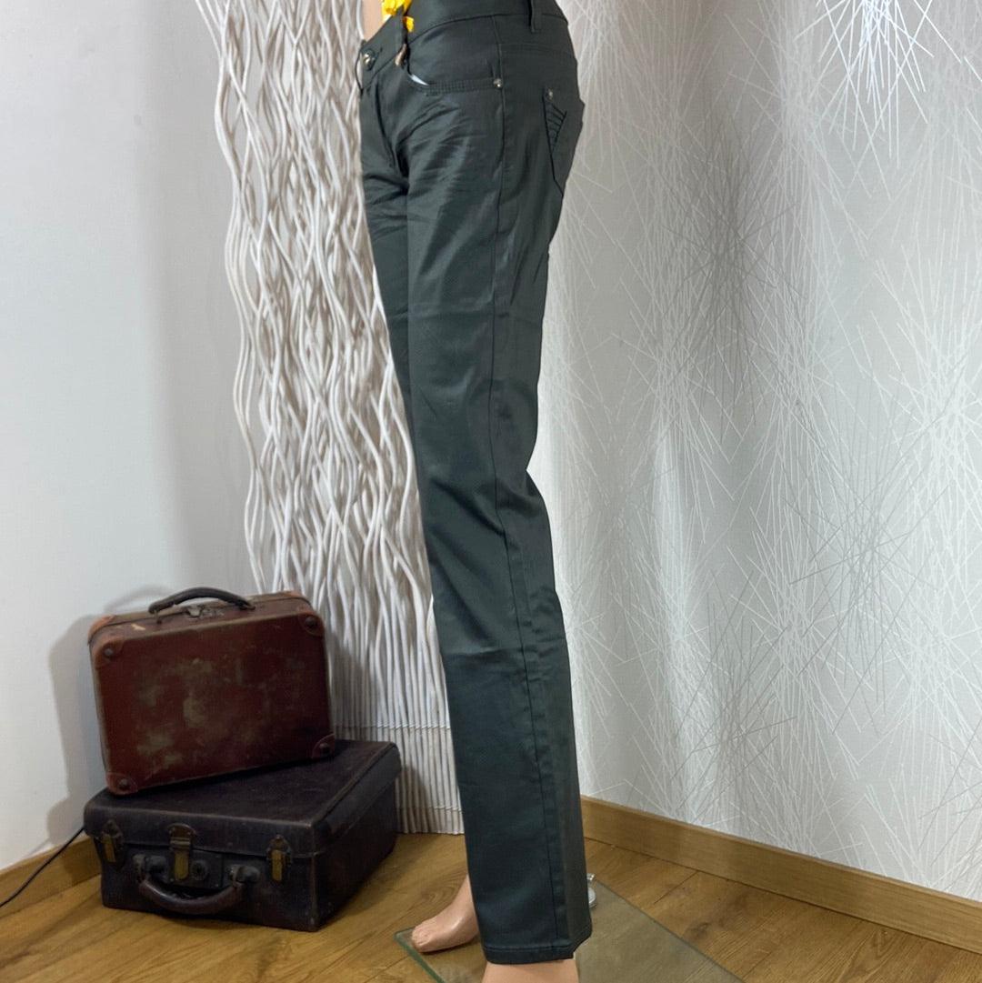 Pantalon coton enduit couleur kaki taille normale jambes évasées Just One - Offre-Unique