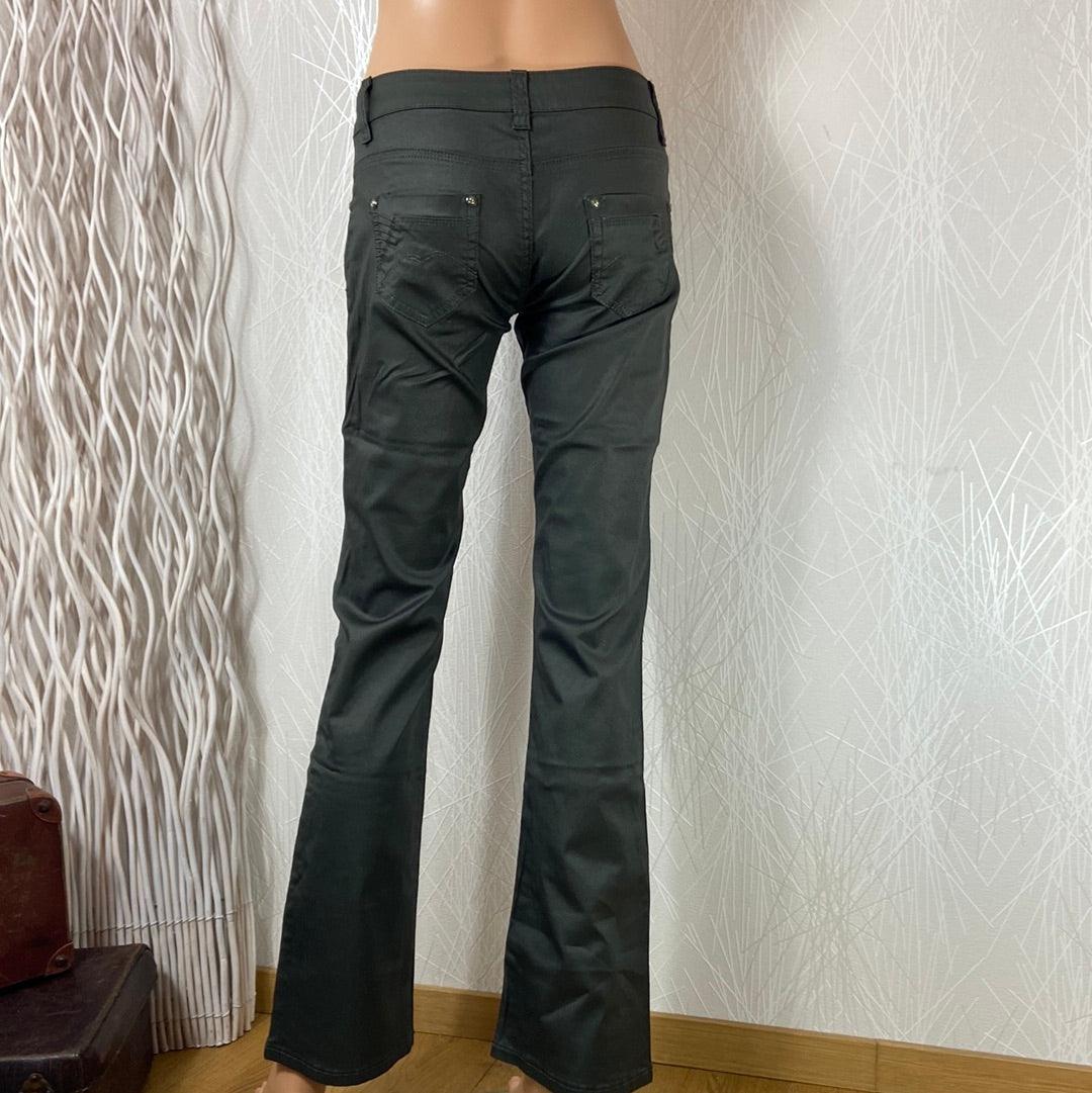Pantalon coton enduit couleur kaki taille normale jambes évasées Just One - Offre-Unique