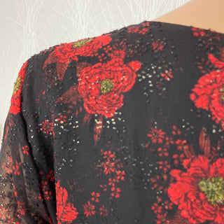 Blouse doublée rouge fleurie col V manches longues transparentes Les Petites Fleurs