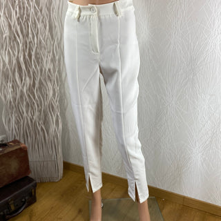 Pantalon femme  blanc crème 7/8 taille haute coupe slim New Collection