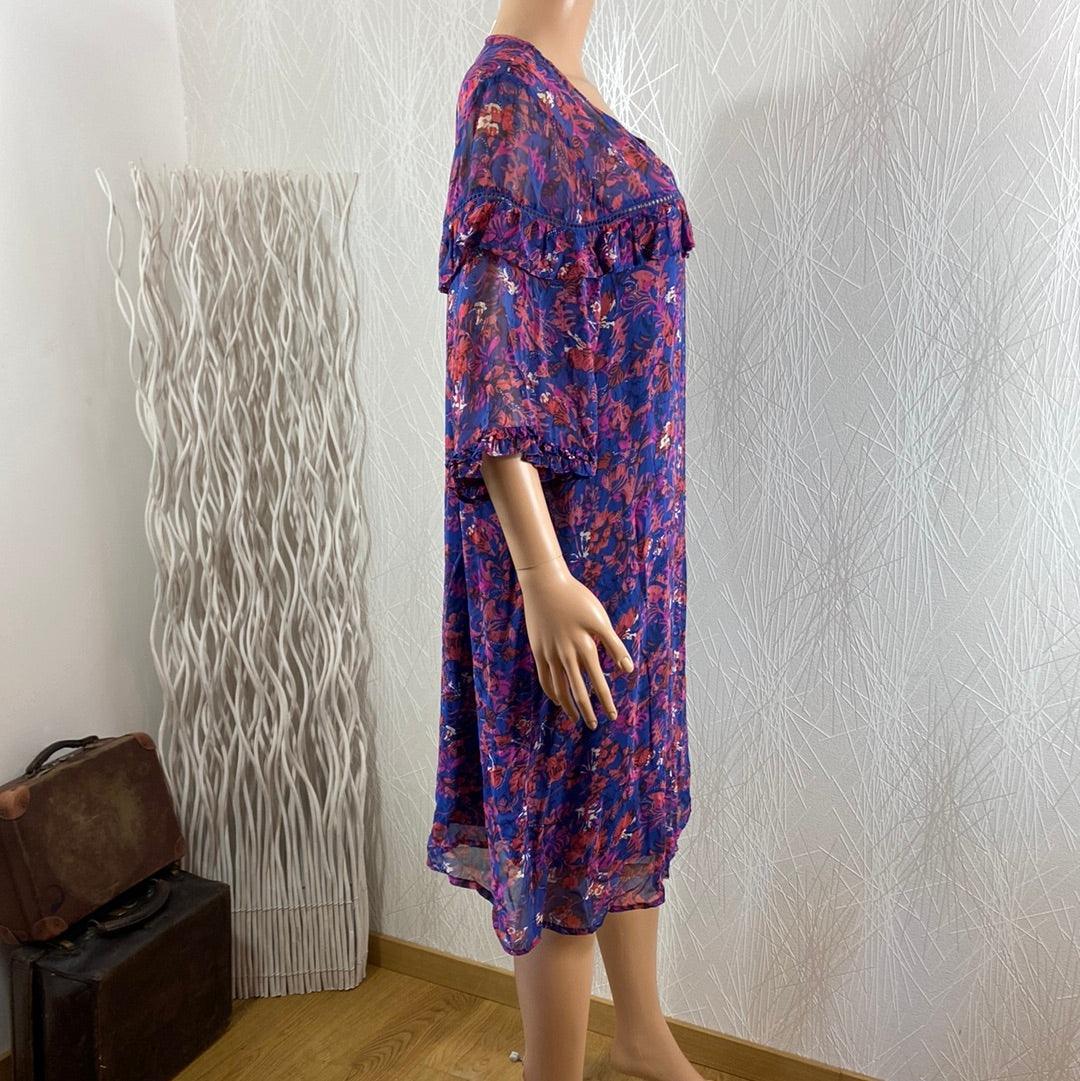 Robe marine fleurie manches courtes en voile modèle Irlauri Atelier Rêve - Offre-Unique