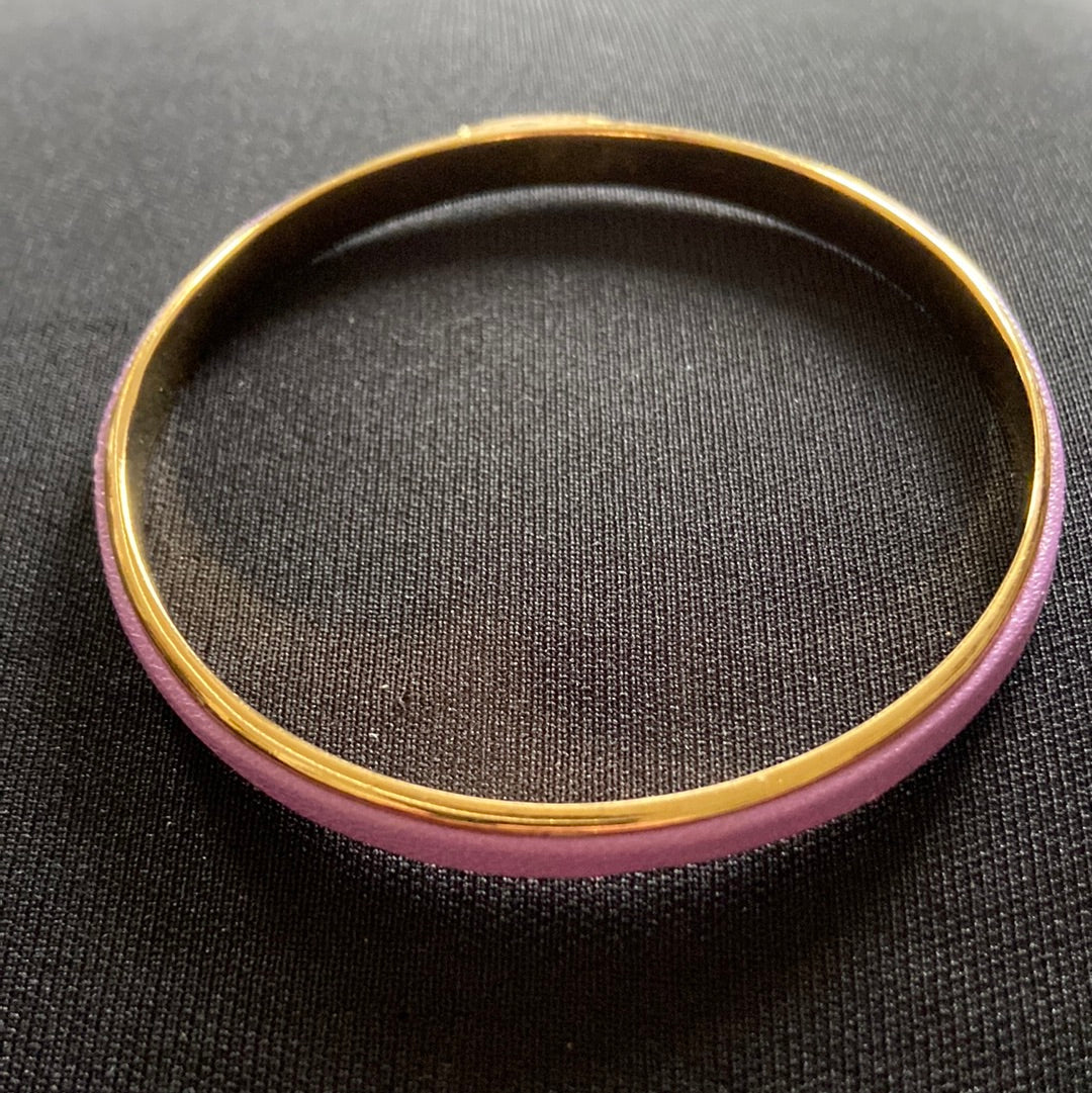 Bracelet jonc plaqué or et cuir violet Shabada