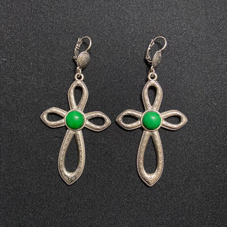 Boucles d’oreilles pendantes dormeuses plaqué argent pierre semi-précieuse verte Shabada