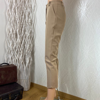 Pantalon beige habillé 7/8 taille haute coupe droite Studio Birkin