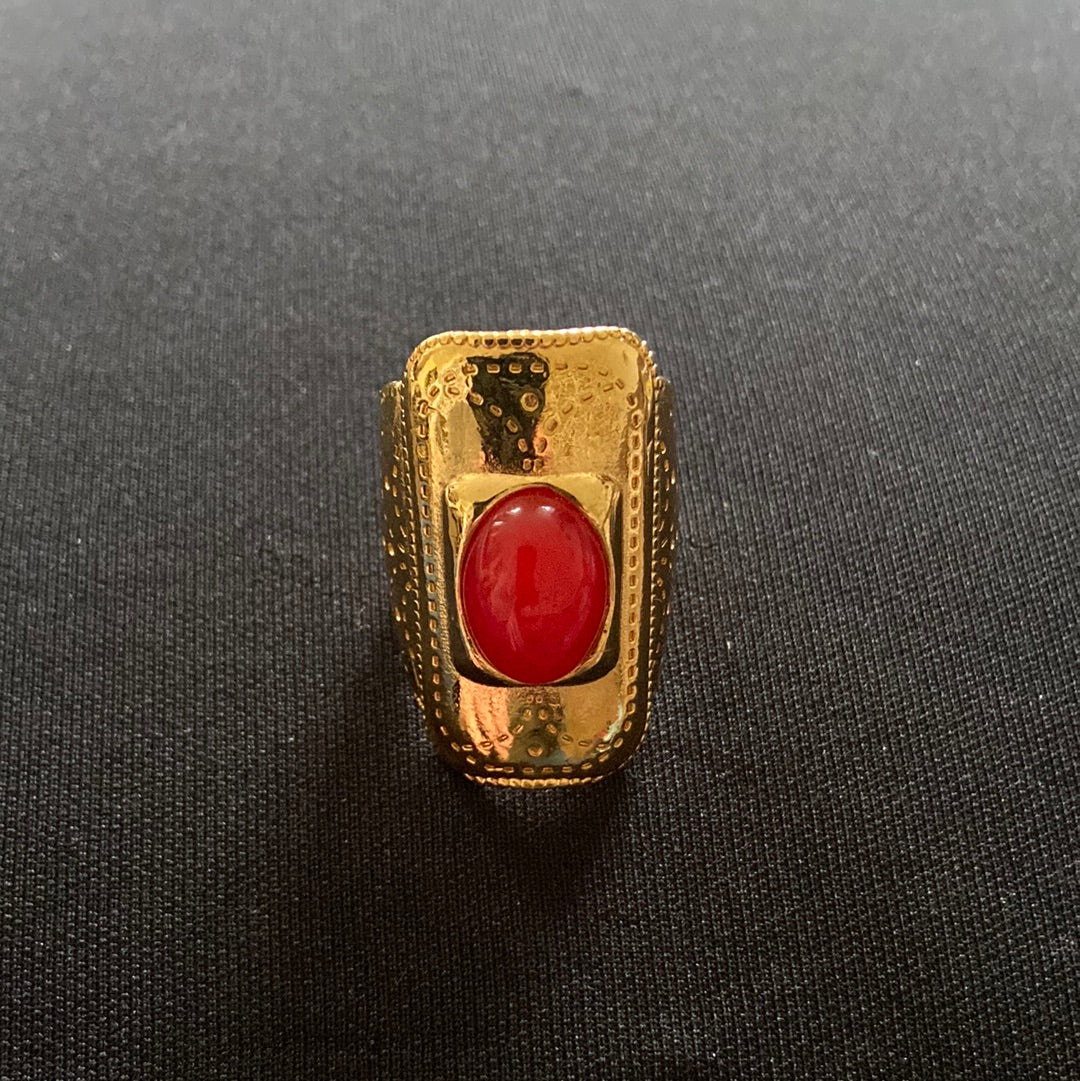 Bague ajustable plaqué or pierre semi précieuse rouge Shabada