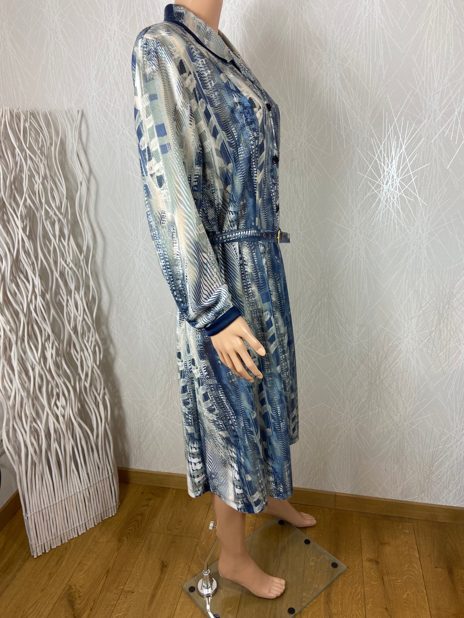 Robe en jersey bleu épaulettes grande taille 6XL qualité francaise