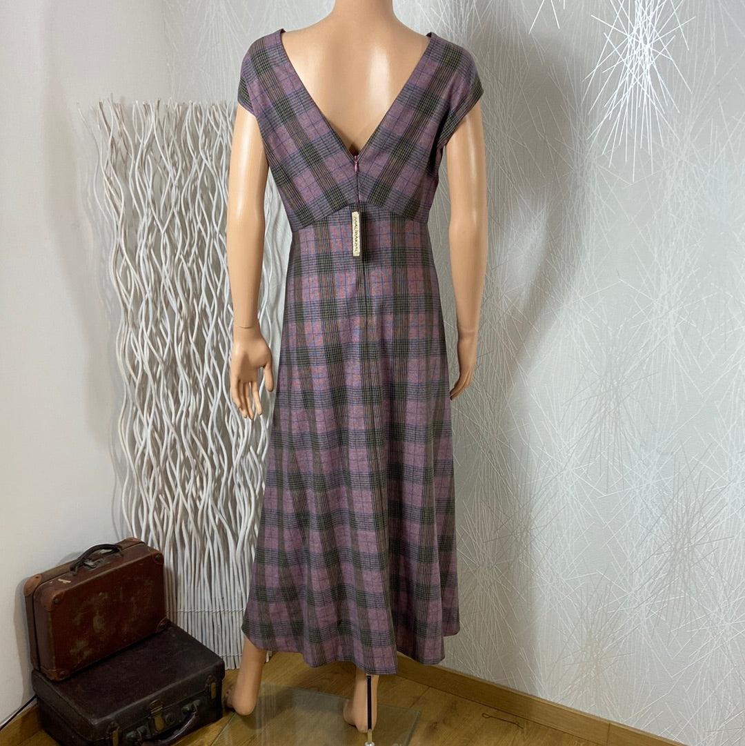 Robe longue manches courtes encolure bateau dos nu échancré à carreaux violet Maliparmi - Offre-Unique