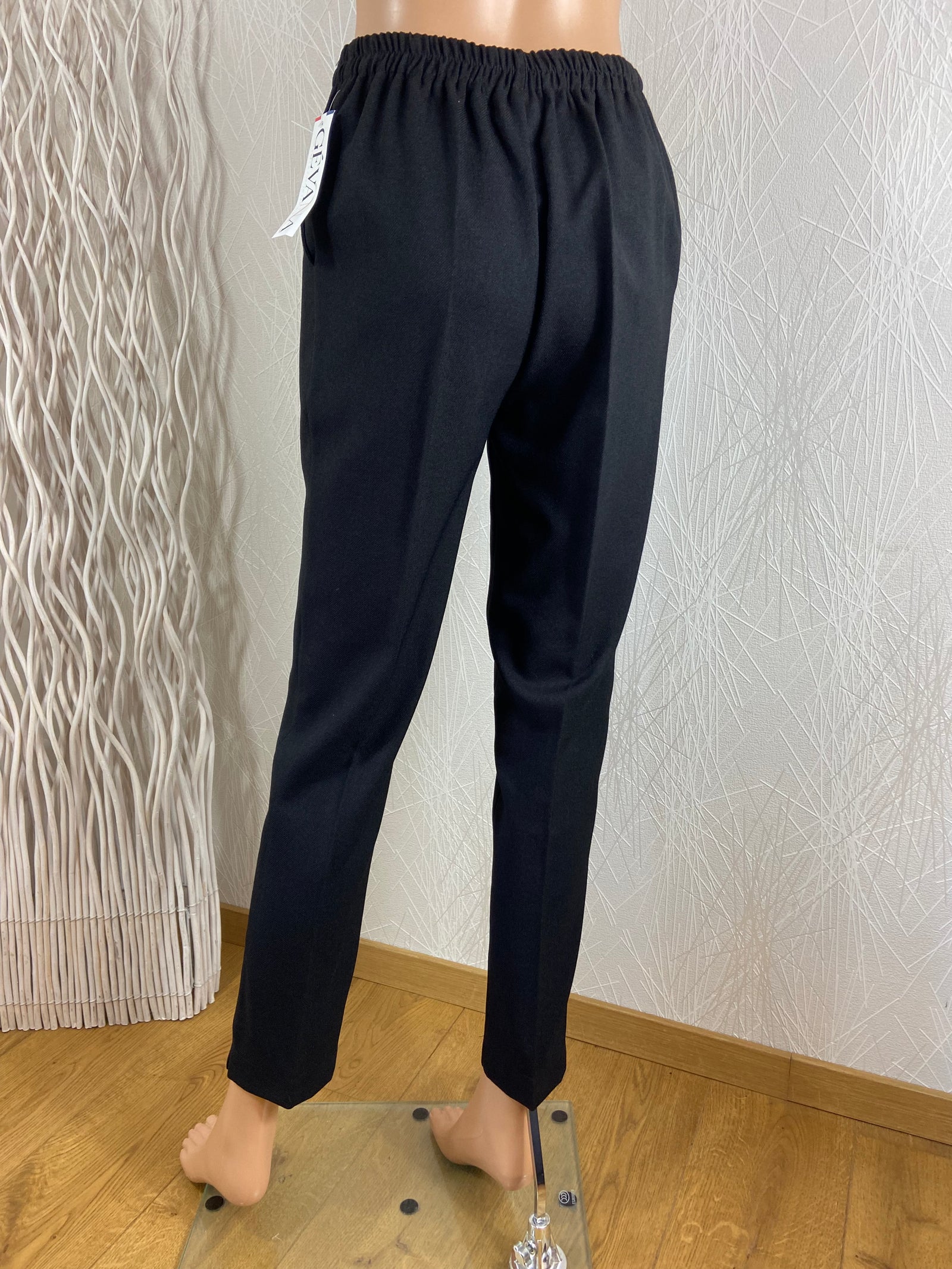 Pantalon noir style habillé confortable taille haute élastique fabrication française Gévana