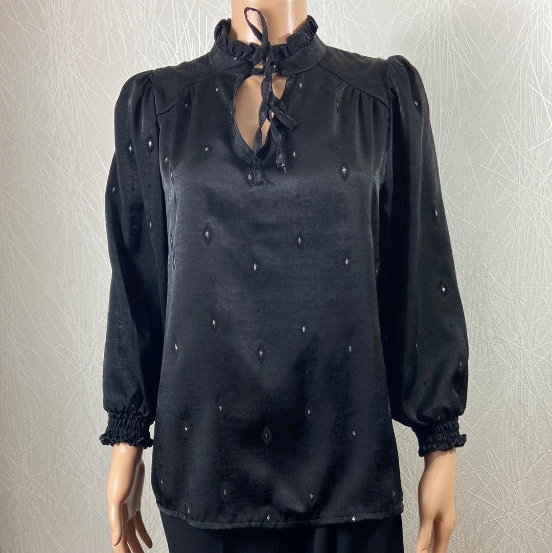 Blouse satinée noire avec motifs losange argentés Les Petites Fleurs