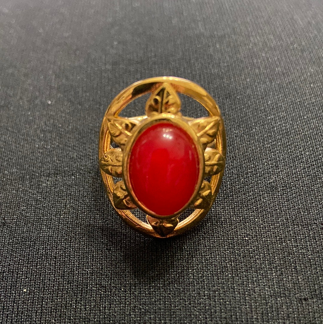 Bague ajustable plaqué or pierre semi précieuse rouge Shabada