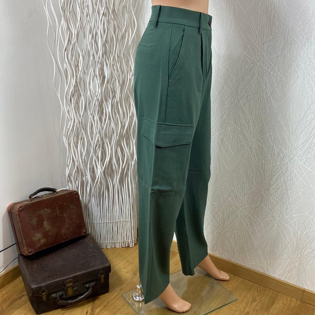 Pantalon vert ample taille haute modèle Bydanta Cargo Pants 4 B.Young - Offre-Unique