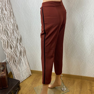 Pantalon femme marron 7/8 taille mi-haute bande noire Ann