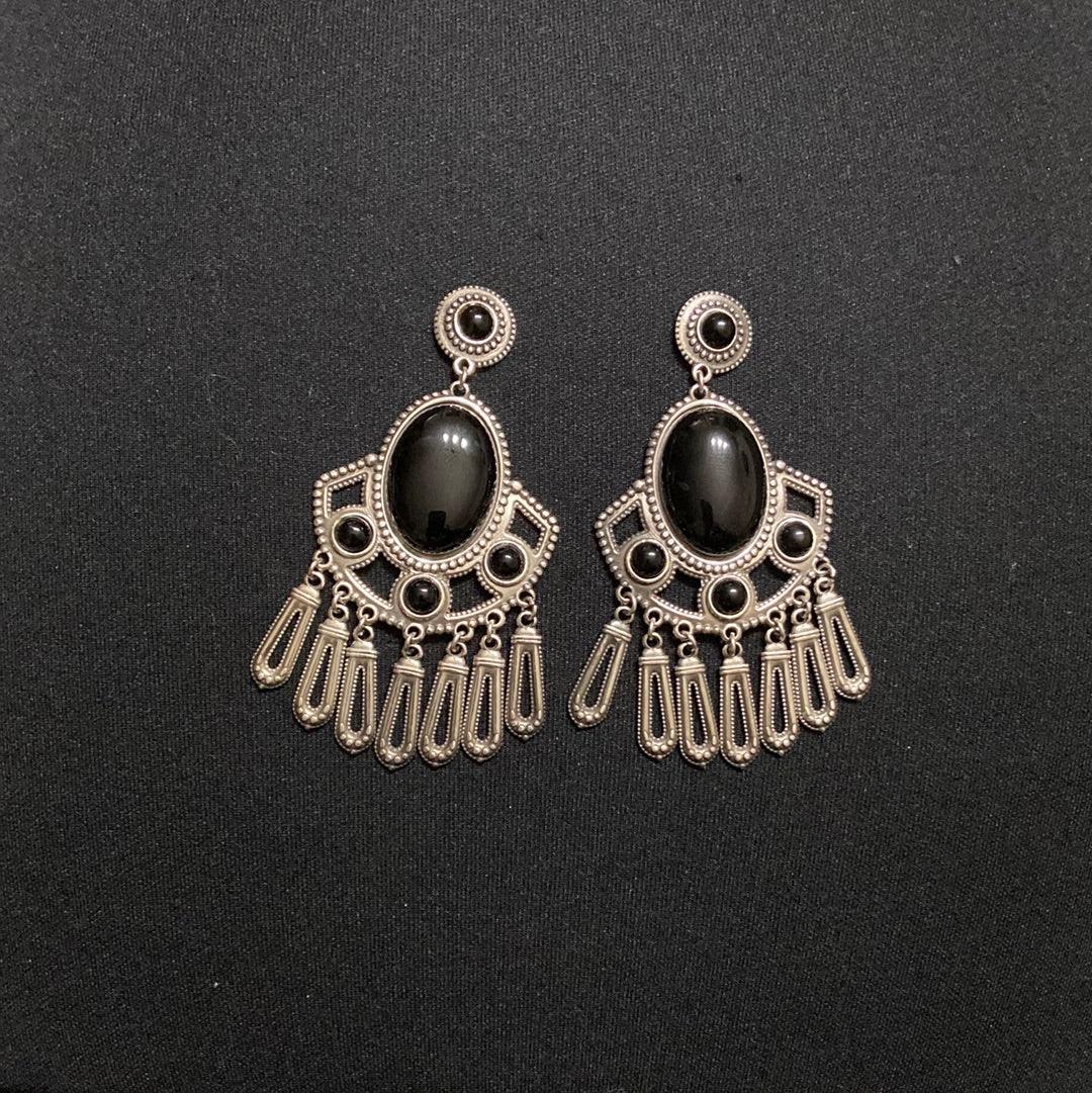 Boucles d’oreilles pendantes plaqué argent pierre semi-précieuse noire Shabada - Offre-Unique