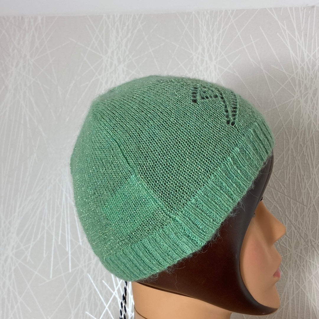 Bonnet vert doux brillant tissu ajouré mohair alpaga King Louie