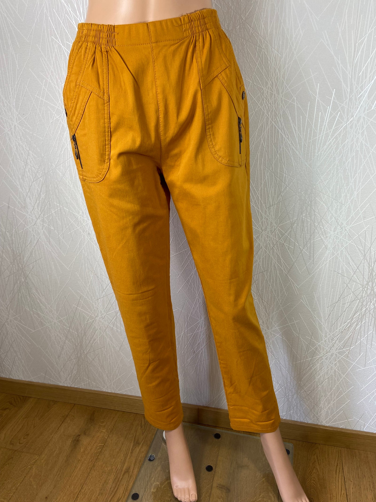 Pantalon jaune safran stretch taille haute élastique coupe droite