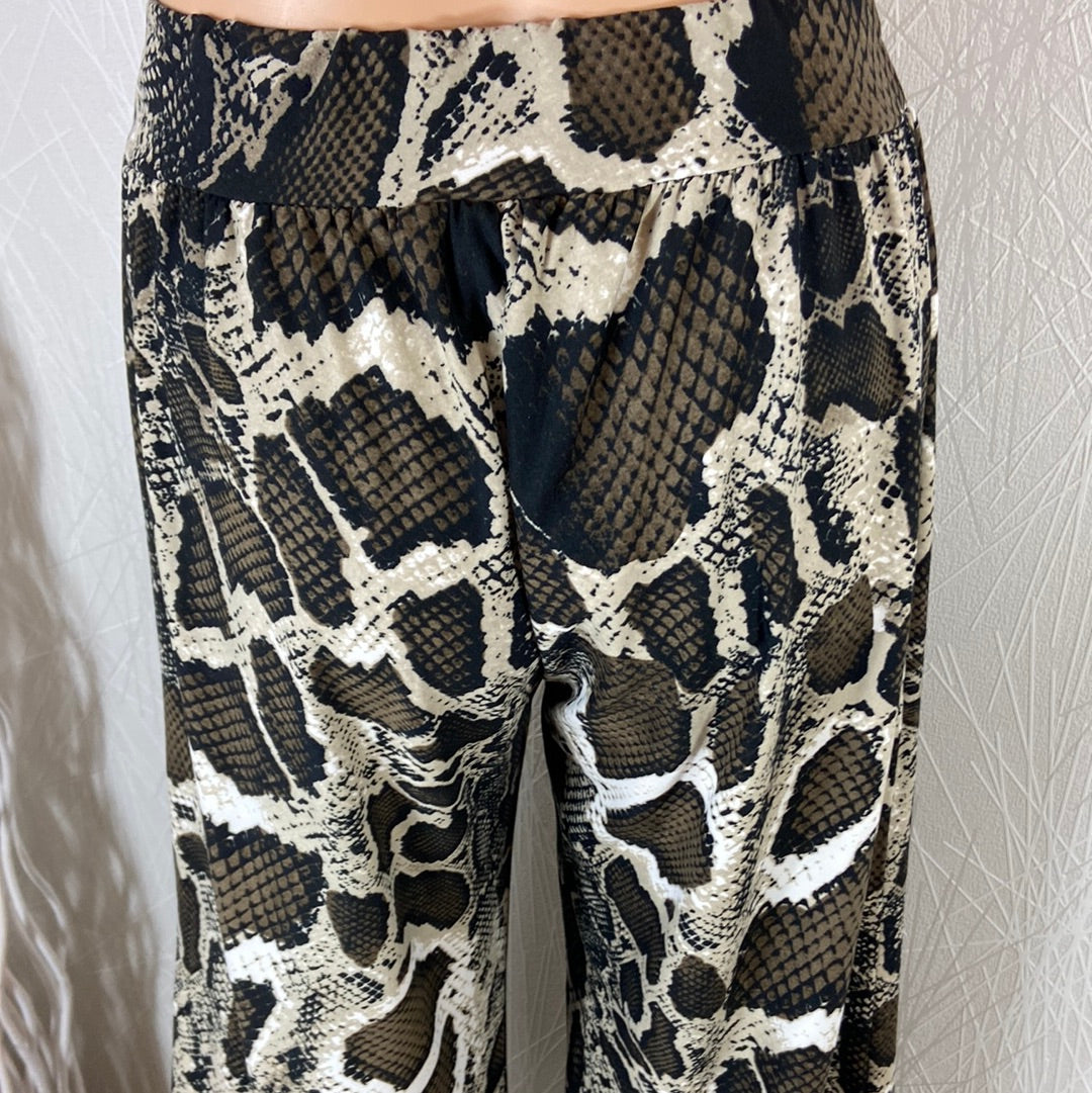 Pantalon motif peau de serpent fluide large taille mi-haute élastique Le Singe de Julie