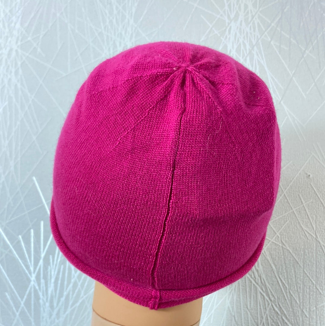 Bonnet rose en tricot fin Surkana