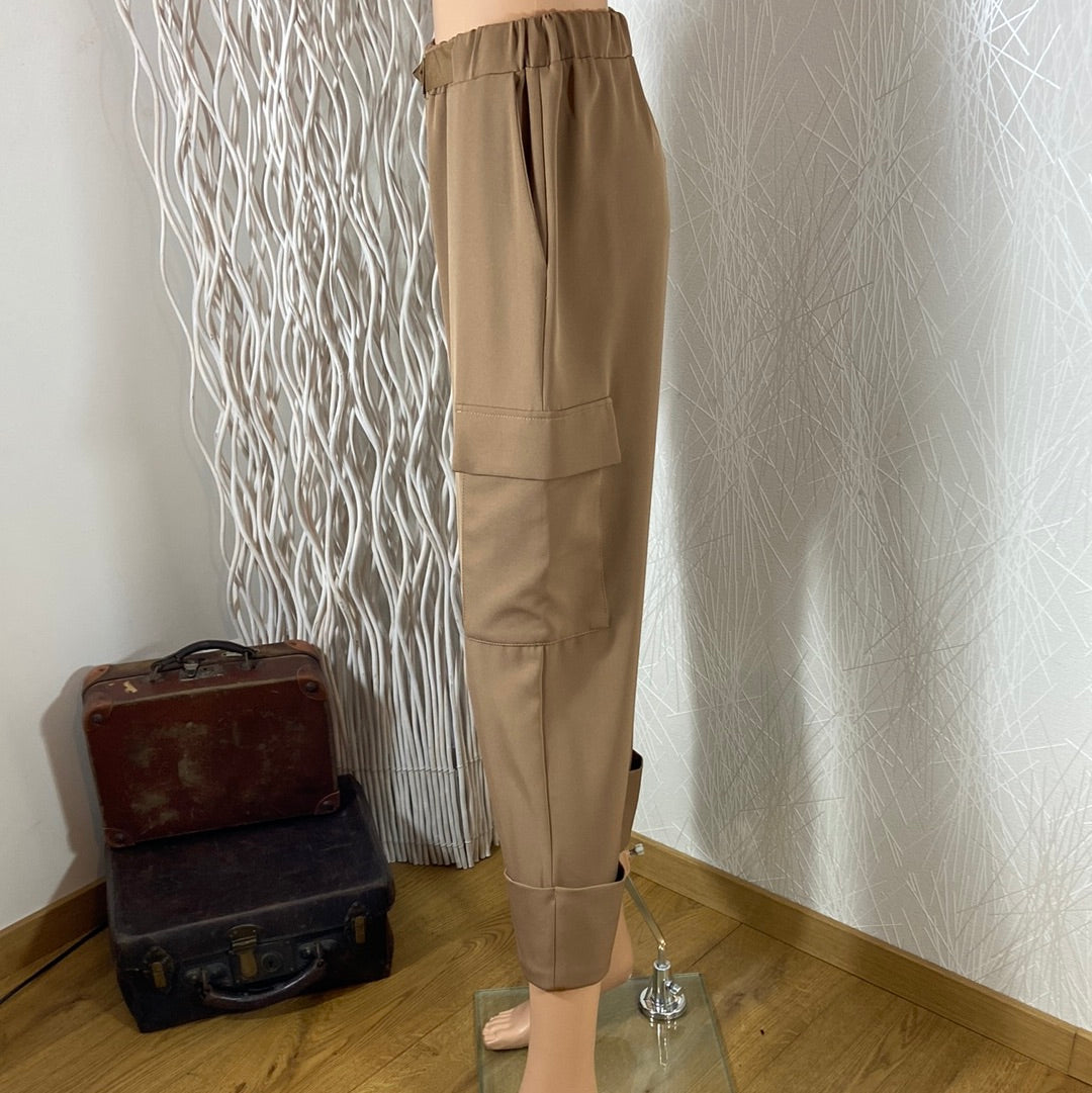 Pantalon femme brun camel 7/8 taille haute élastique coupe droite Johanna