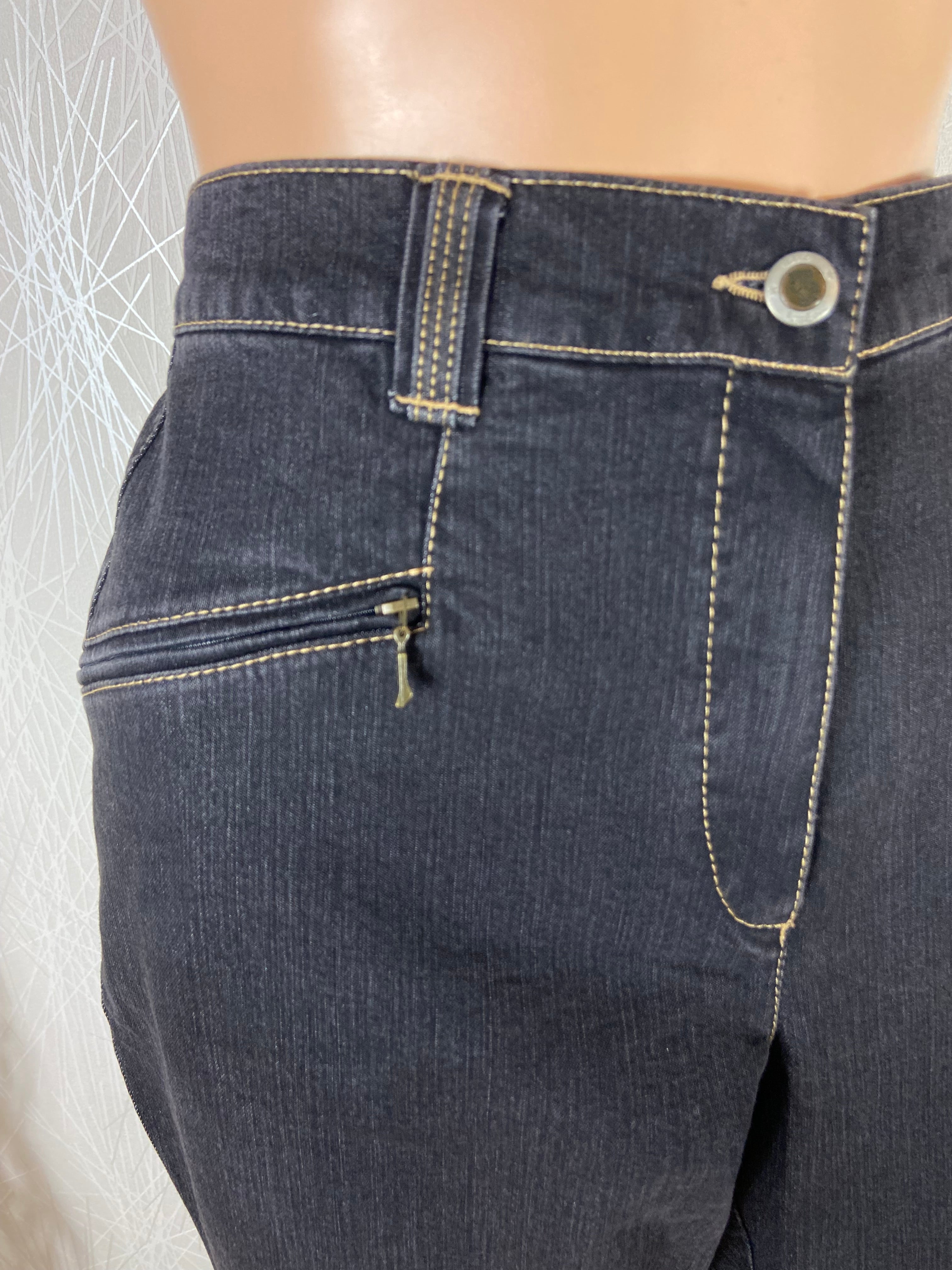 Jeans noir taille haute élastique coupe droite Ulla Popken