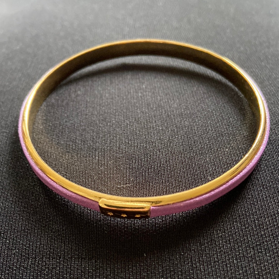 Bracelet jonc plaqué or et cuir violet Shabada