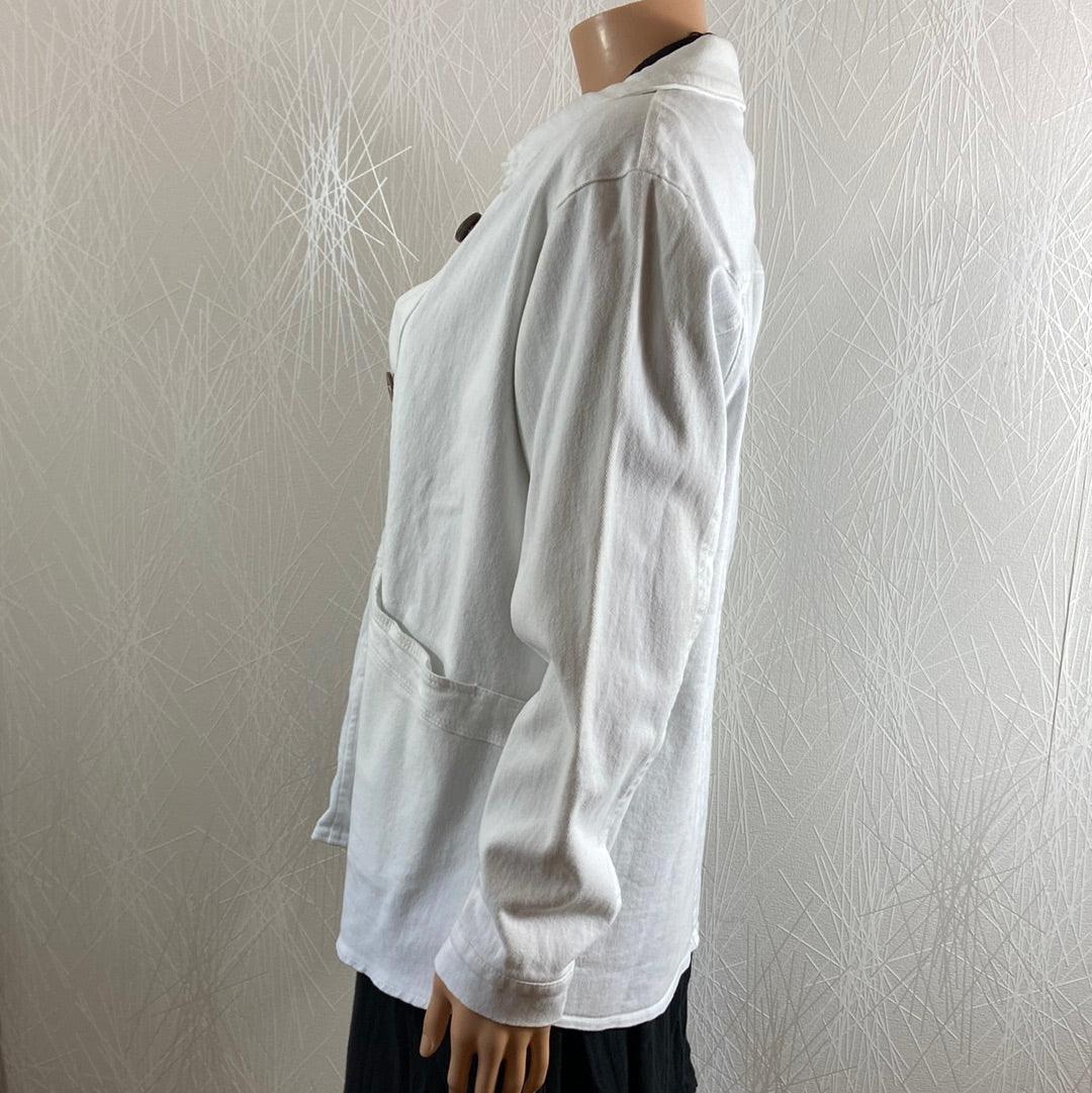 Veste blanche boutonnée en coton coupe ample Les Impatientes - Offre-Unique