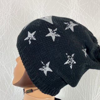 Bonnet doublé noir molletonné avec étoiles argentées et sequins