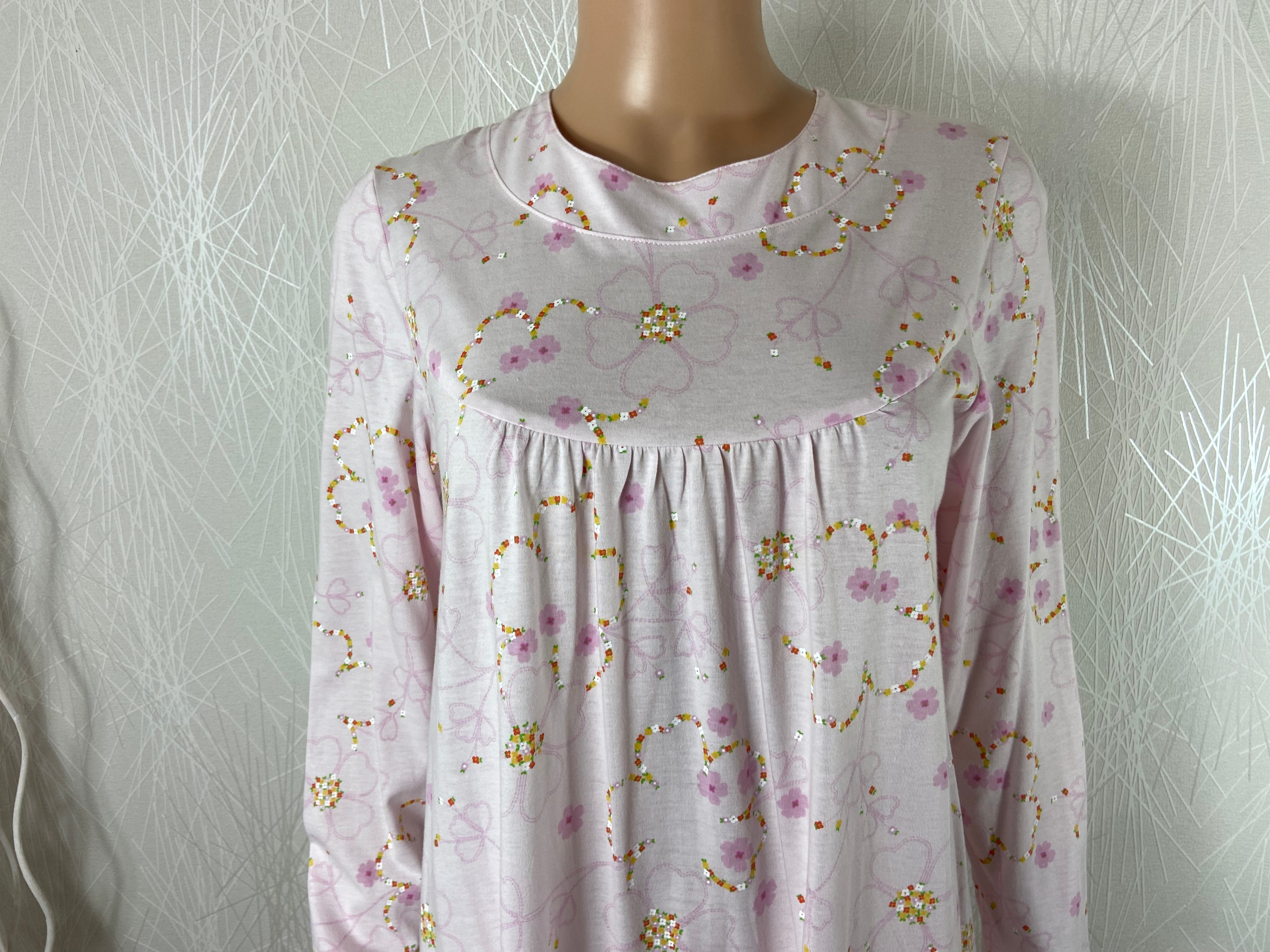 Chemise de nuit ouverture dos tissu coton fleuri Peignora