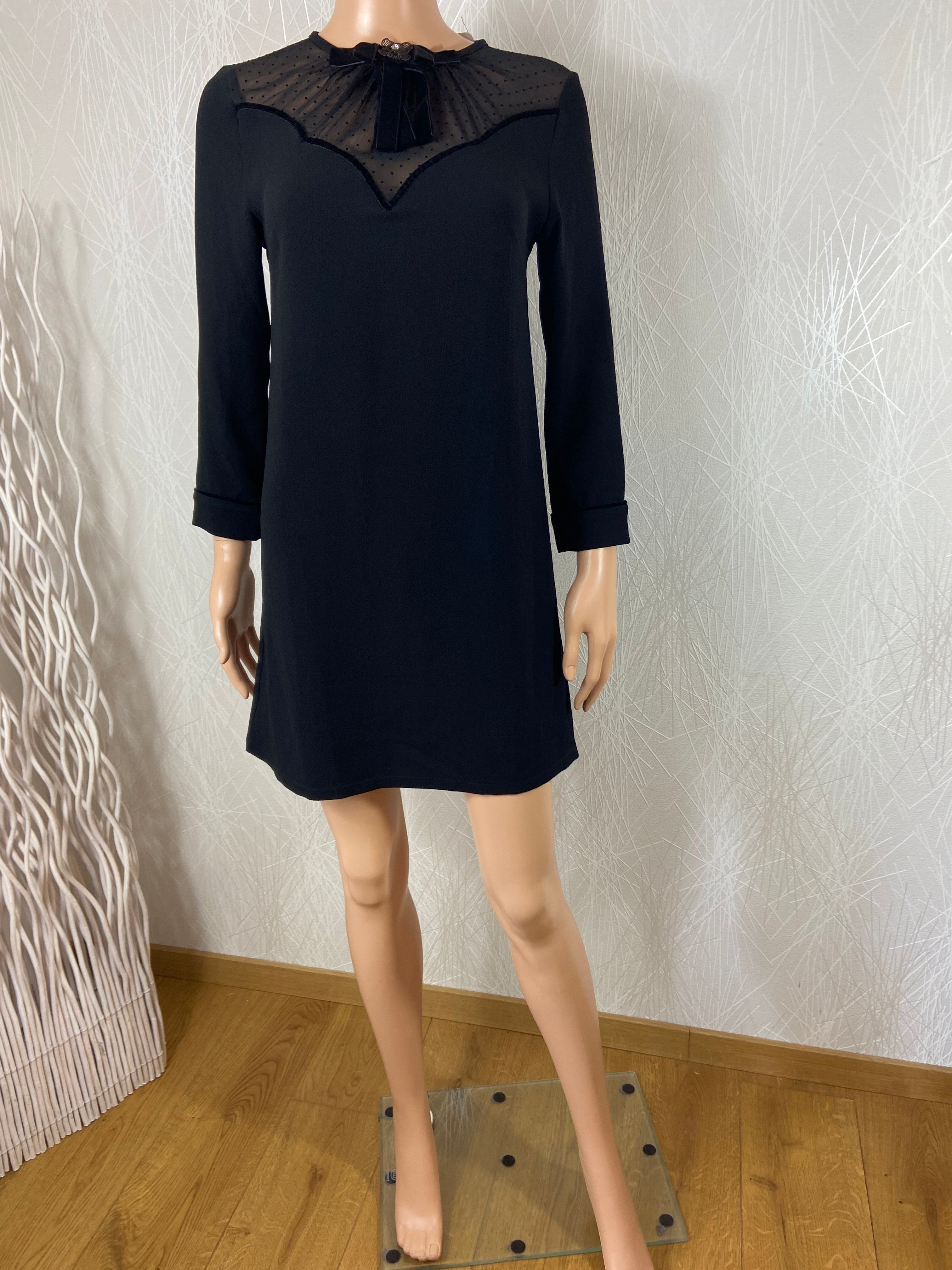 Robe courte noire manches longues décolleté transparent flot modèle Valentina Opullence