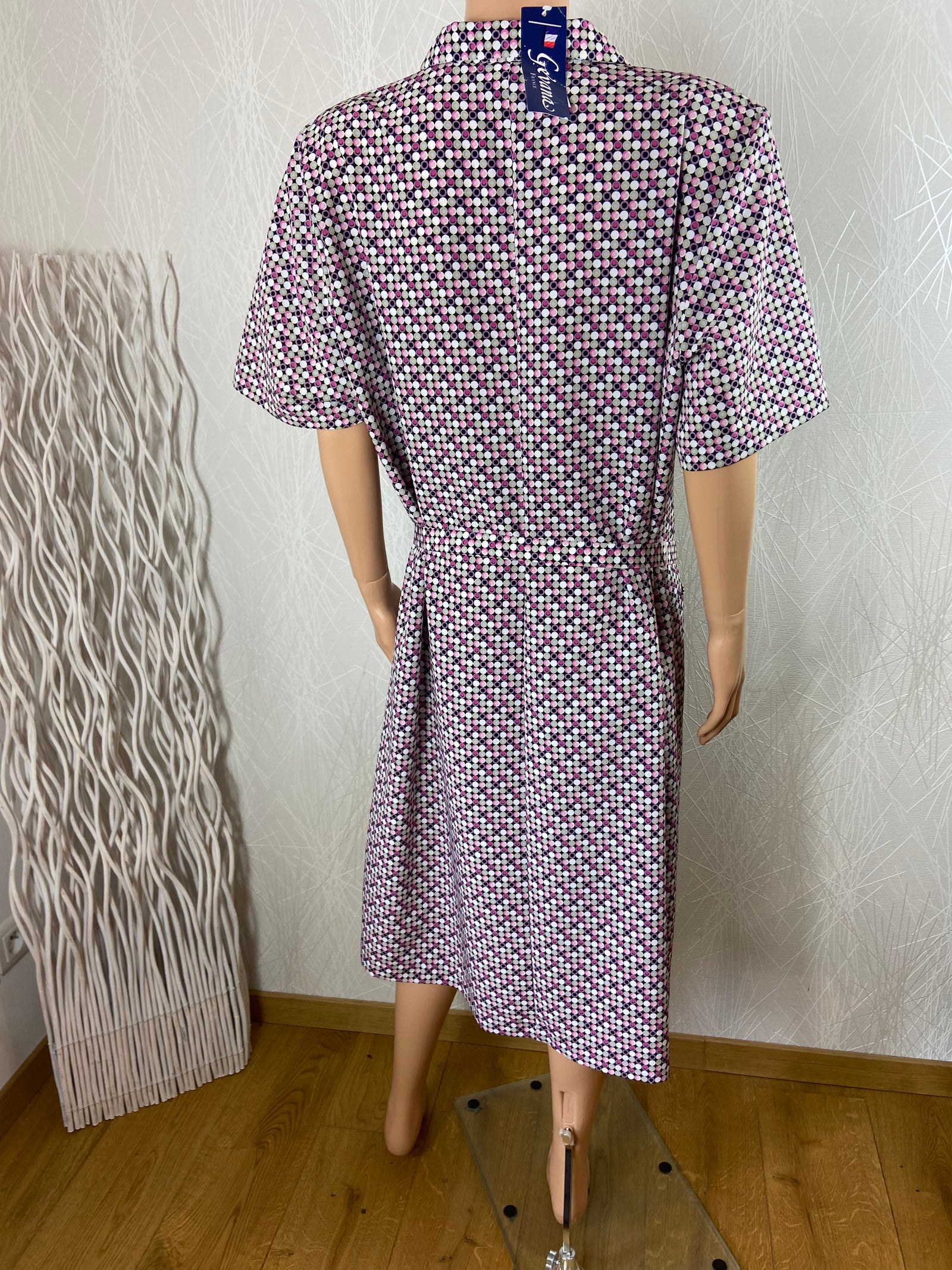 Robe boutonnée manches courtes  coupe droite Gévana - Grande taille 54