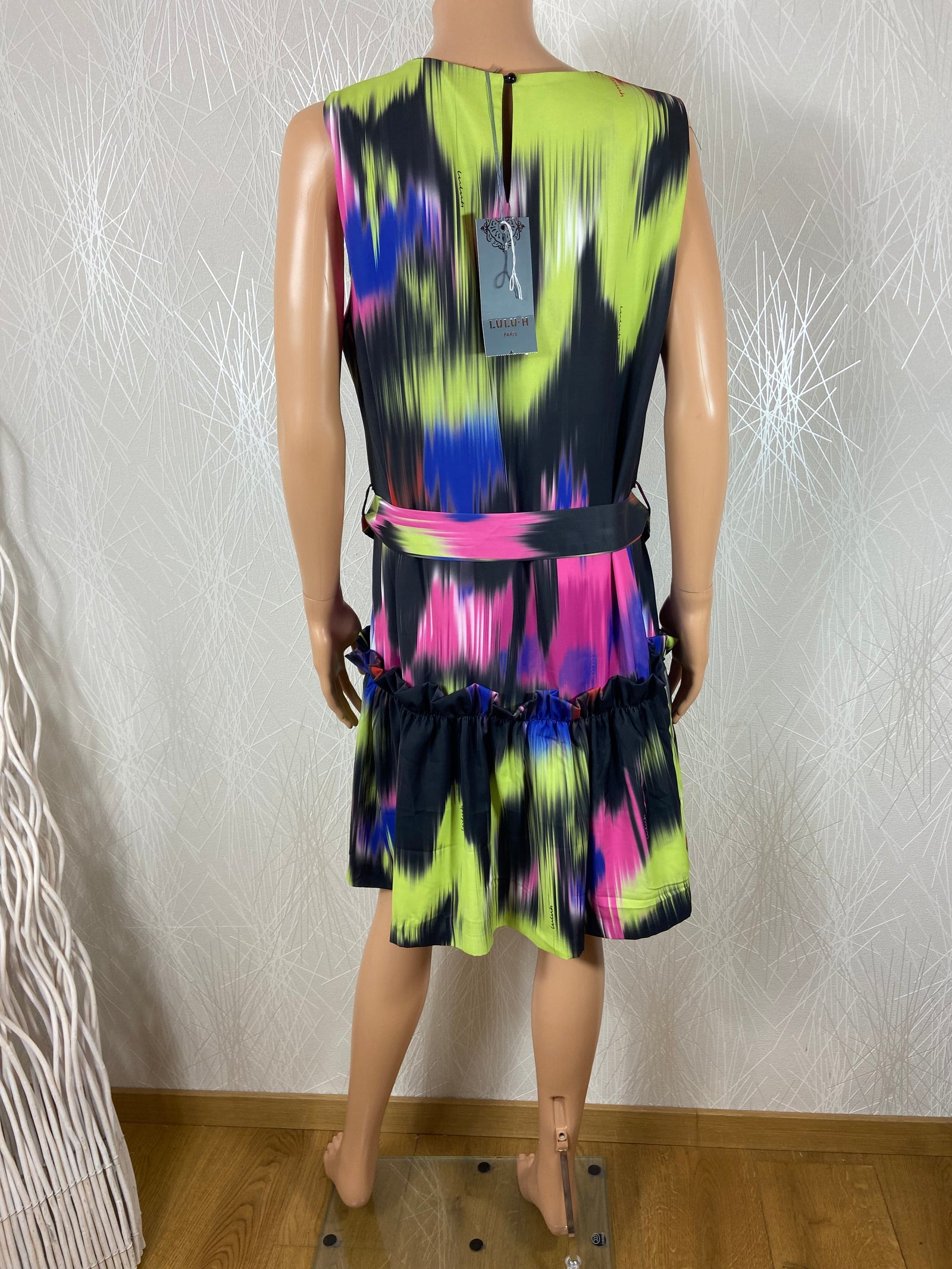 Robe multicolore doublée sans manches Lulu H