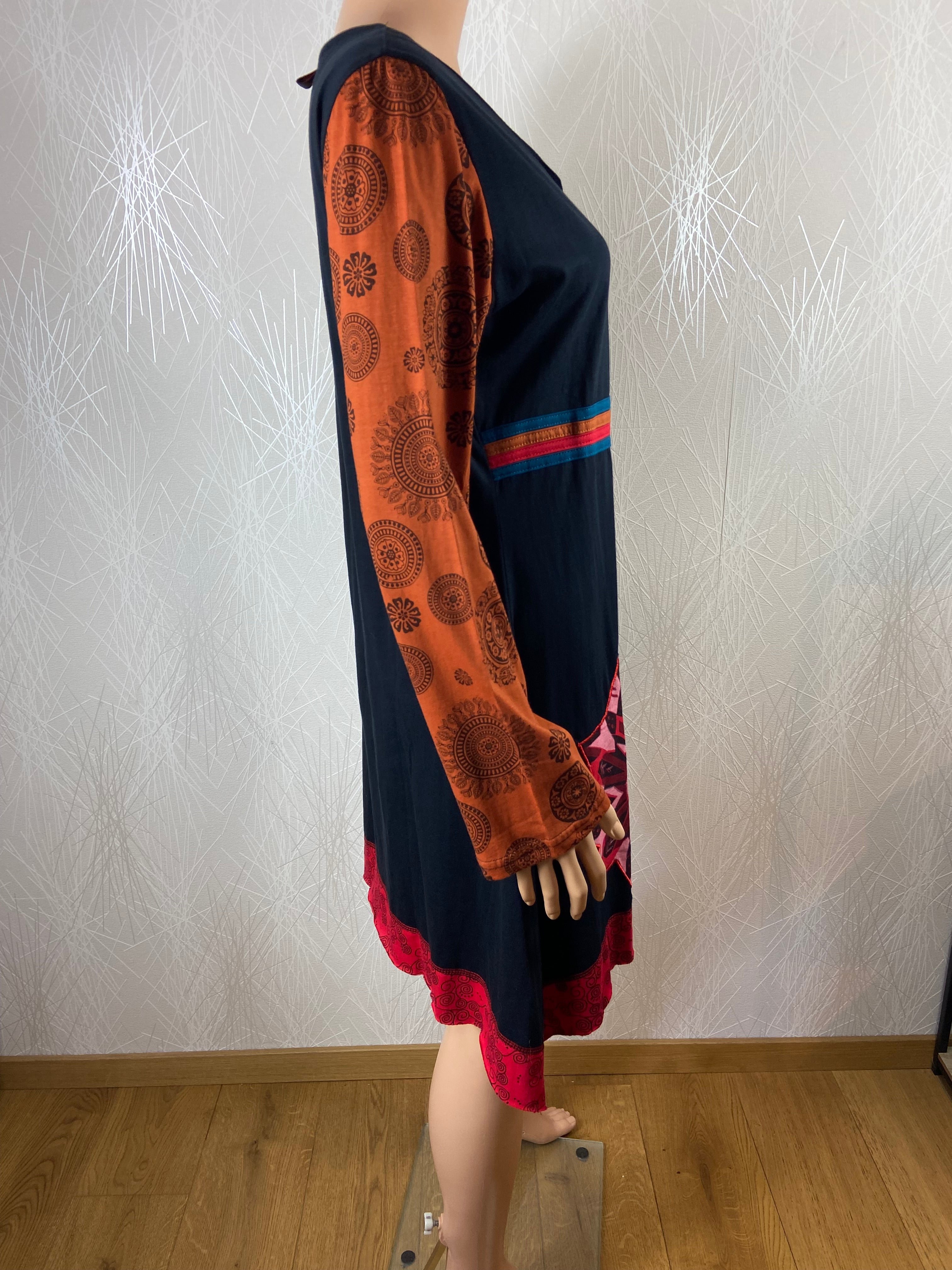 Robe à manches longues en coton noir et motifs multicolores Aller Simplement