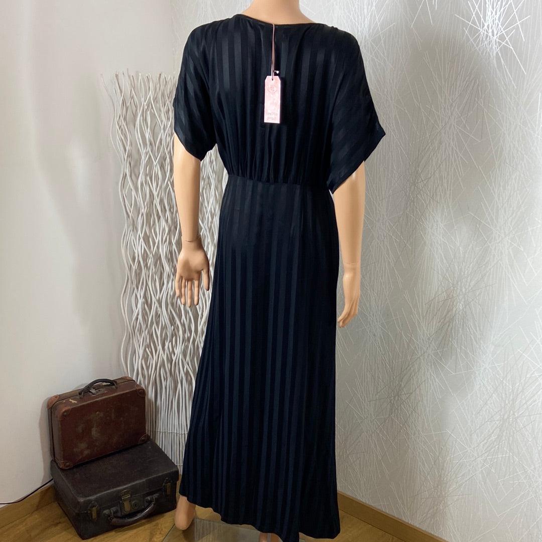 Robe noire longue soie et coton manches courtes plis flot Lenu Dress Traffic People - Offre-Unique