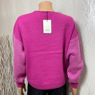 Pull rose col V bords côtelés modèle Bymillox Vneck Jumper B.Young