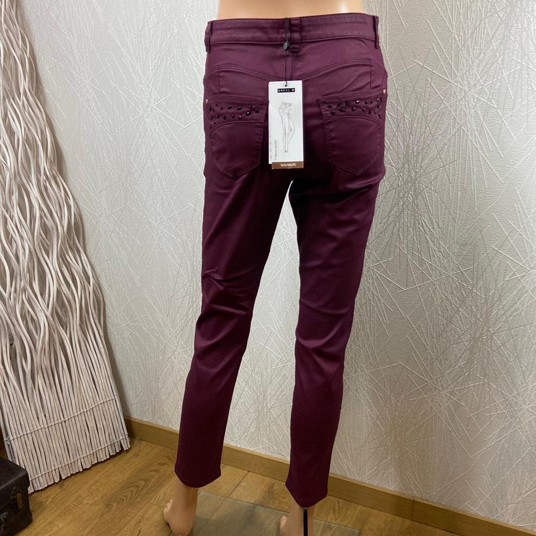 Pantalon enduit taille haute 7/8 ajusté rouge prune avec strass Bréal - Offre-Unique