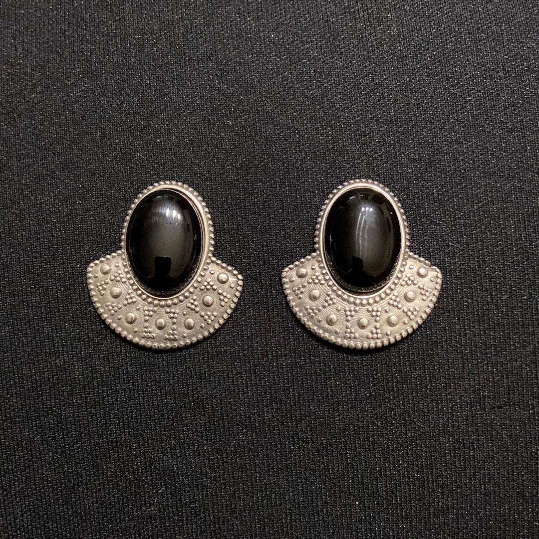 Boucles d’oreilles plaquées argent pierre semi-précieuse noire Shabada - Offre-Unique