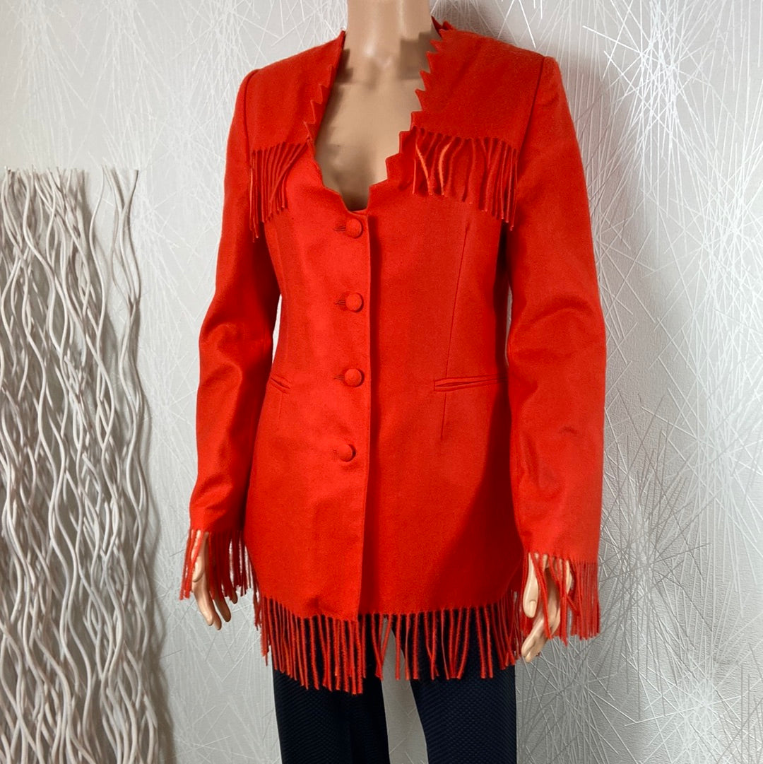 Veste longue en soie et coton orange à frange par le créateur Tabala Paris