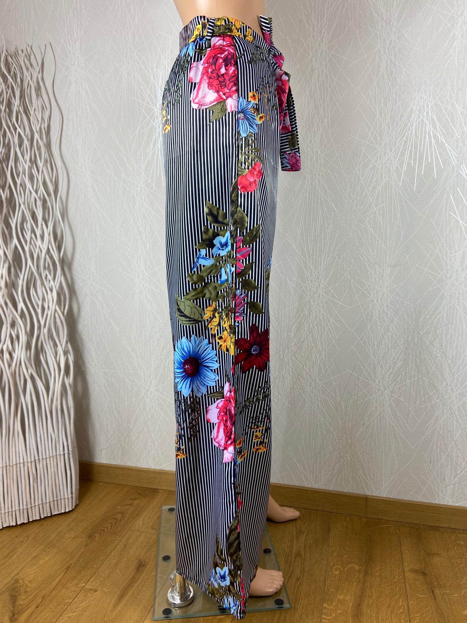 Pantalon léger fleurs jambes larges flot IntelliGent Store