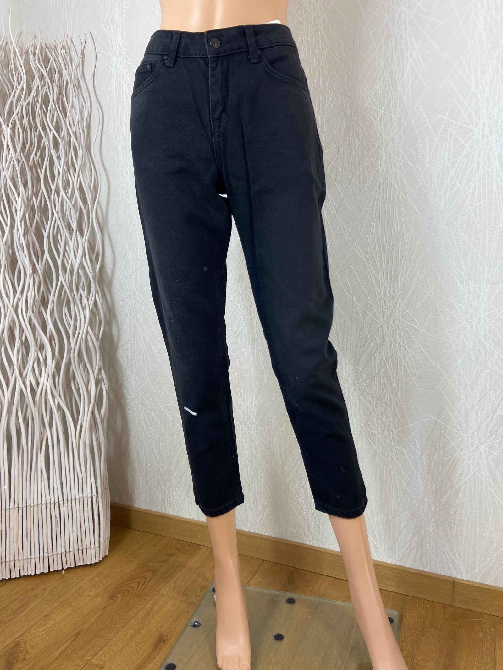 Jeans slim noir ultra confortable de la marque LBT