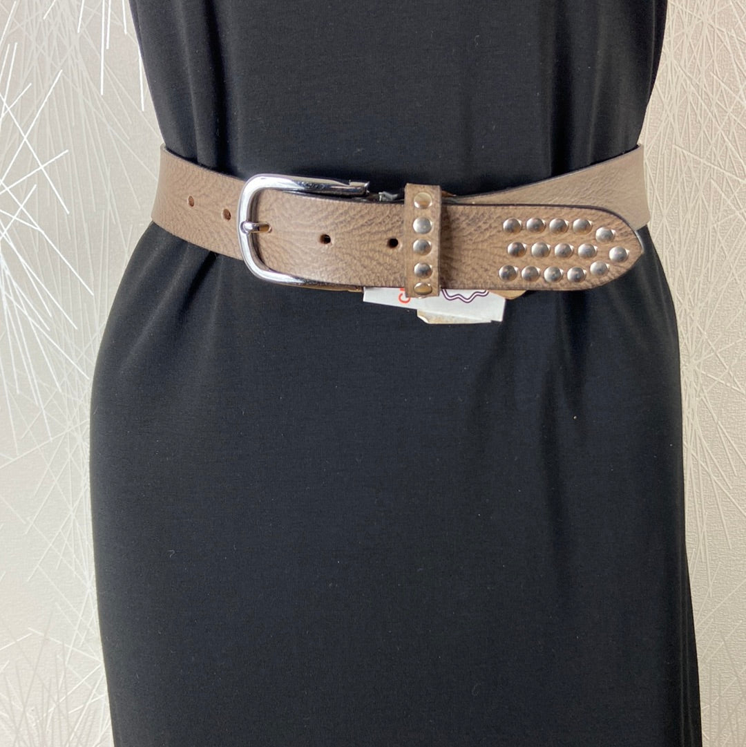 Ceinture cuir marron cloutée Chiky Boom