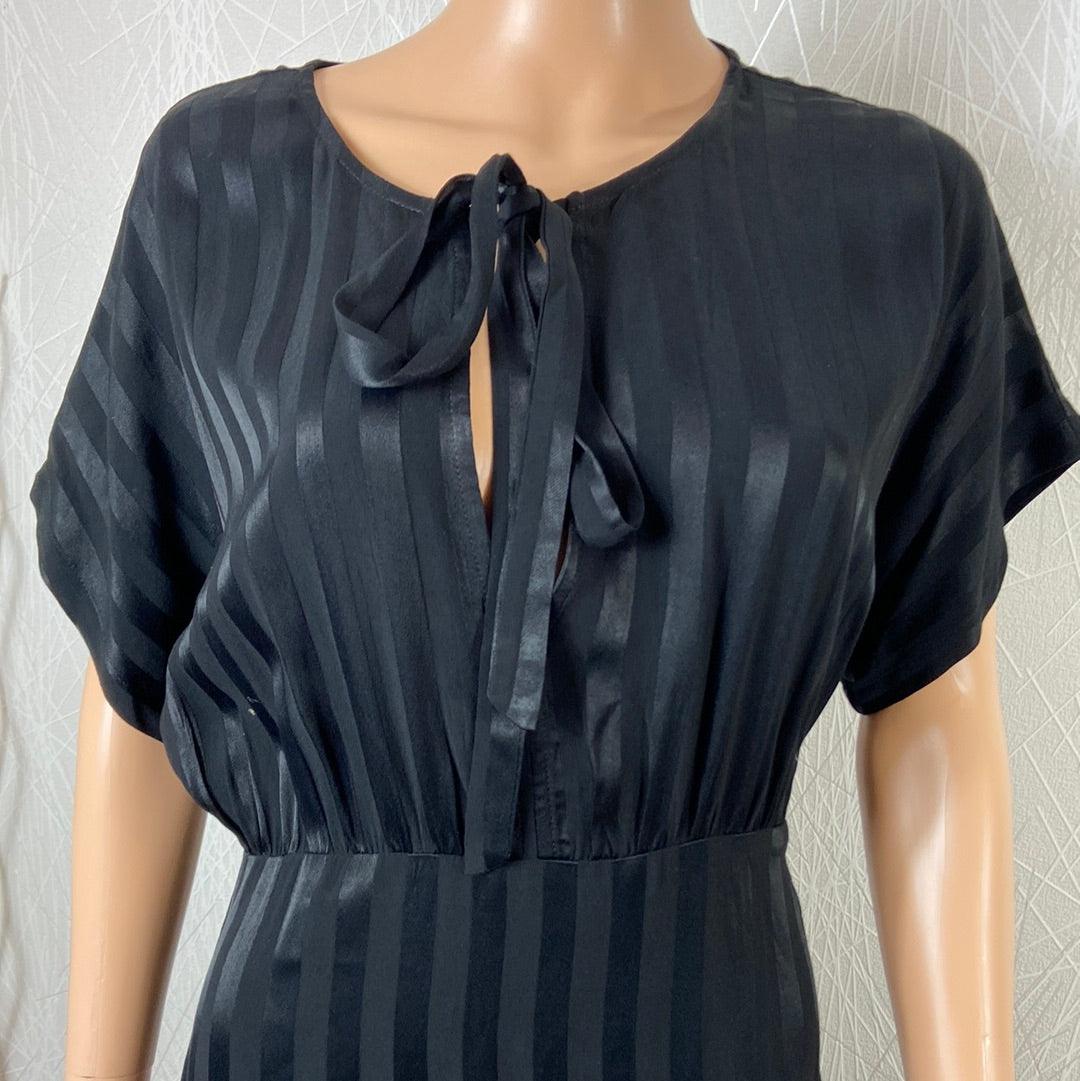 Robe noire longue soie et coton manches courtes plis flot Lenu Dress Traffic People - Offre-Unique