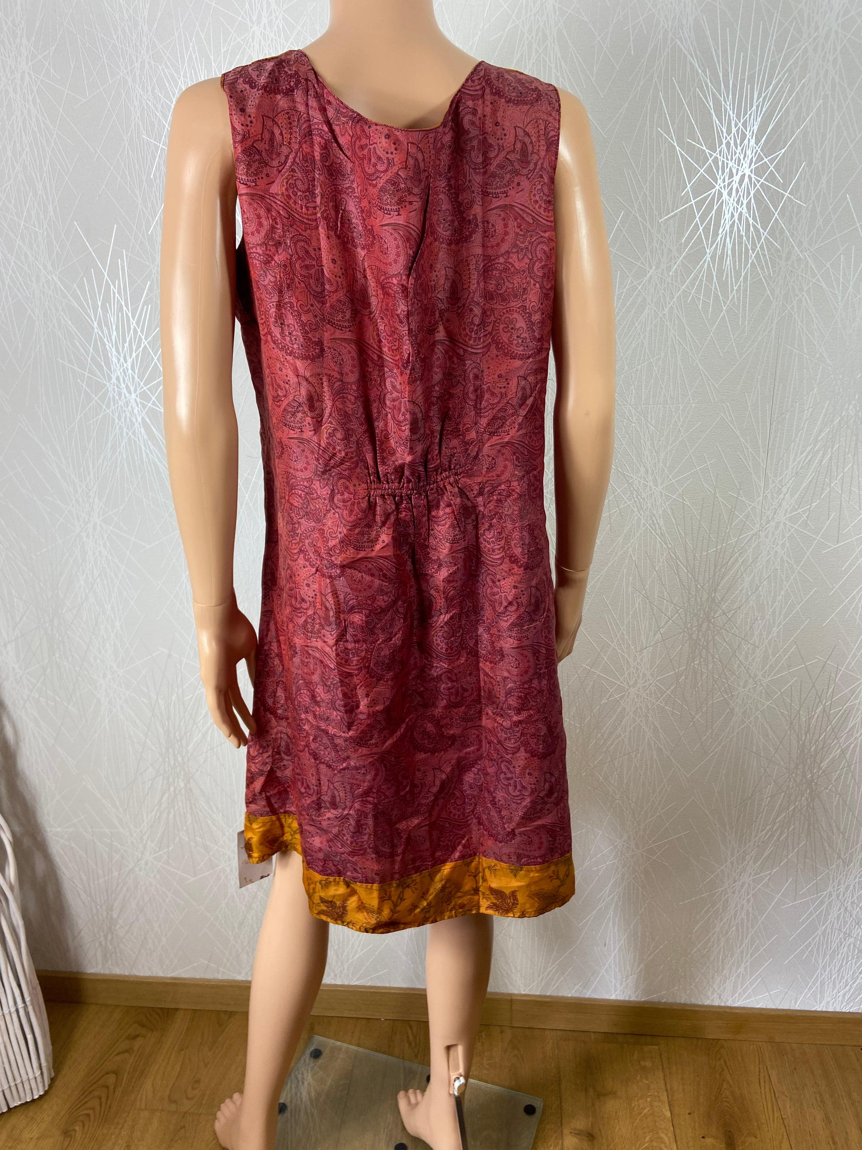 Robe en soie réversible ample sans manches Namaste - Offre-Unique