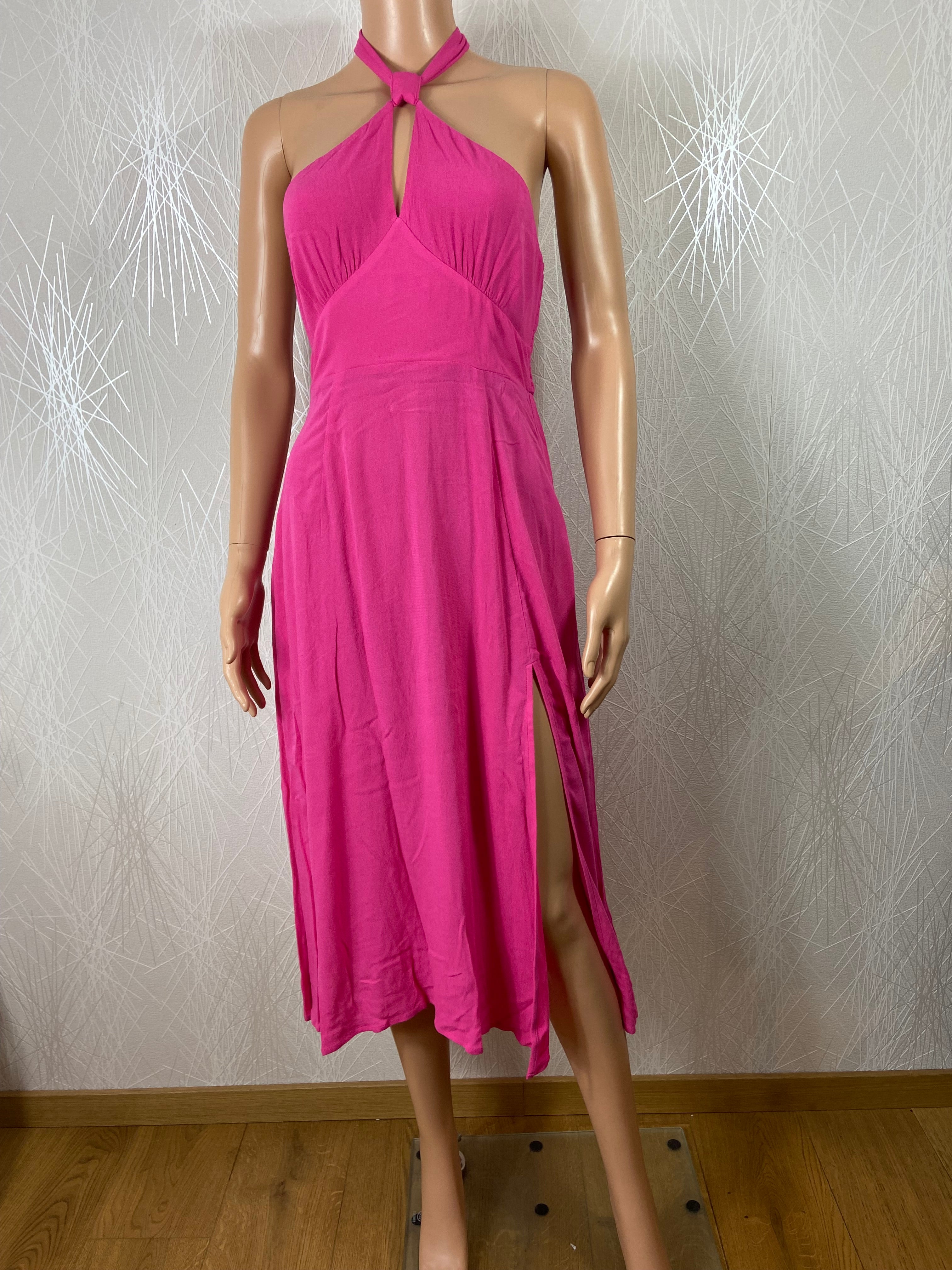 Robe rose Geri Moss Crepe Hot Pink Louche London