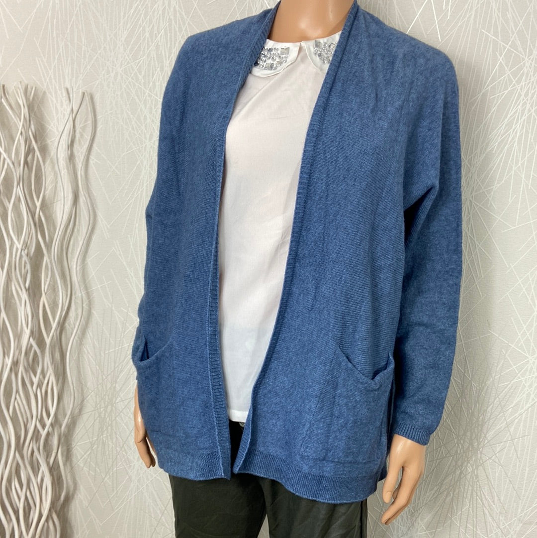 Gilet bleu mailles fines poches Made In Italy