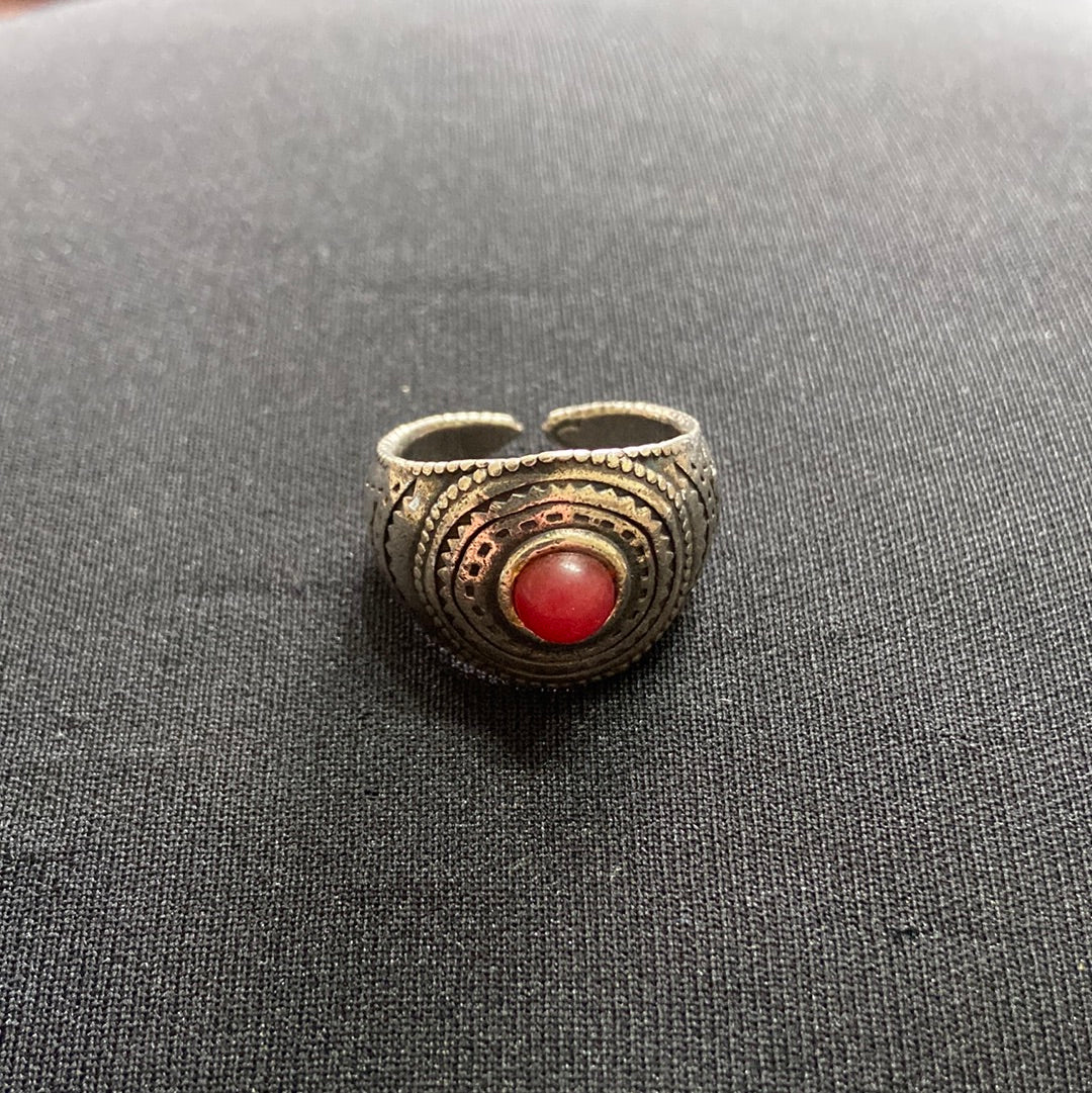 Bague ajustable plaquée argent pierre semi précieuse rouge Shabada